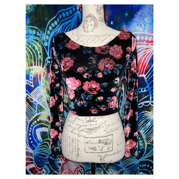 Kimchi Blue Long Sleeve Top - Picture 1 of 3